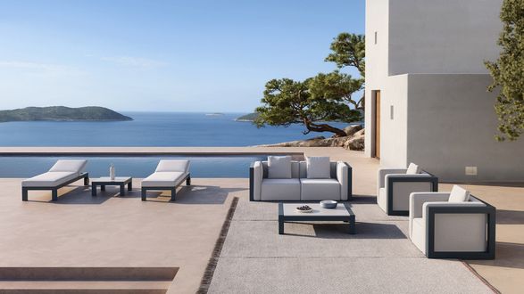 Gandia Blasco Islablanca Chaise Lounge