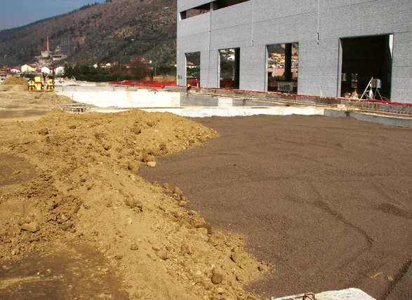 Laterlite Compensated foundations on soft soil