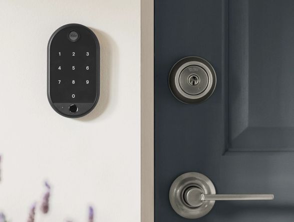 August Yale Approach™ Lock With Wi-fi + Keypad Touch
