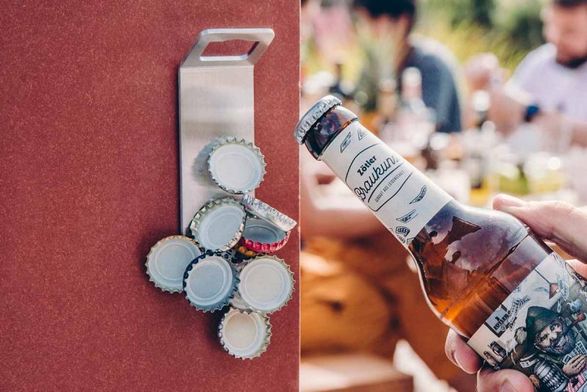 Hofats Johnny Catch Magnet Bottle Opener