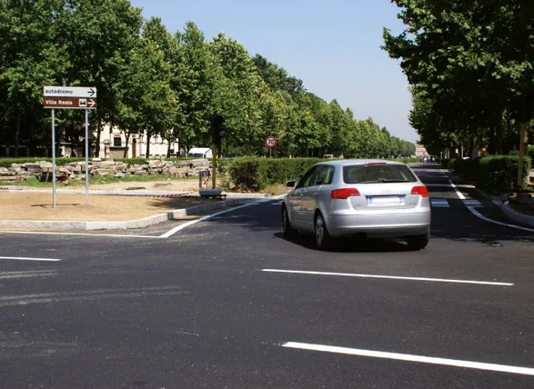 Laterlite Asphalt Concrete Mixtures with Expanded Clay LWA