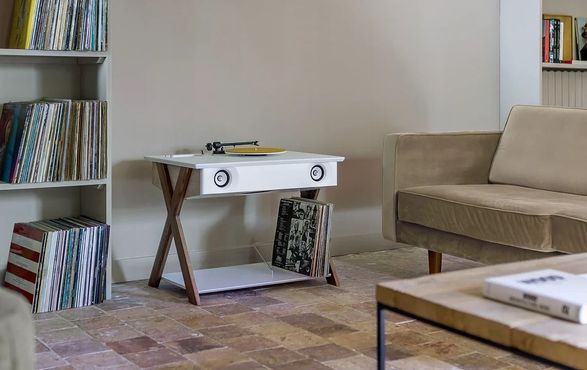 La Boite Concept Lx X Turntable Champagne / Walnut Loudspeaker