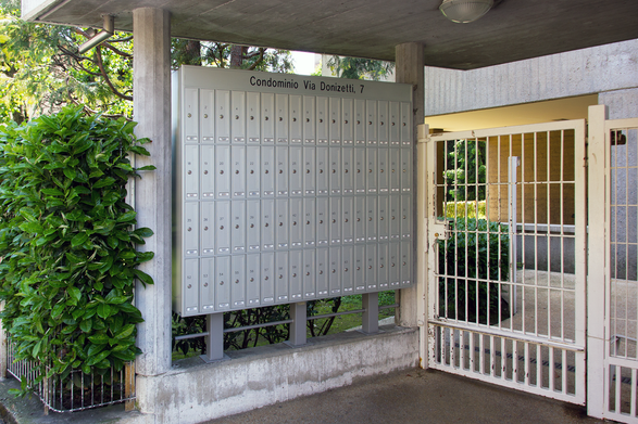 Ravasi Outdoor Mailbox Mod. EXV – Mod. EX35V