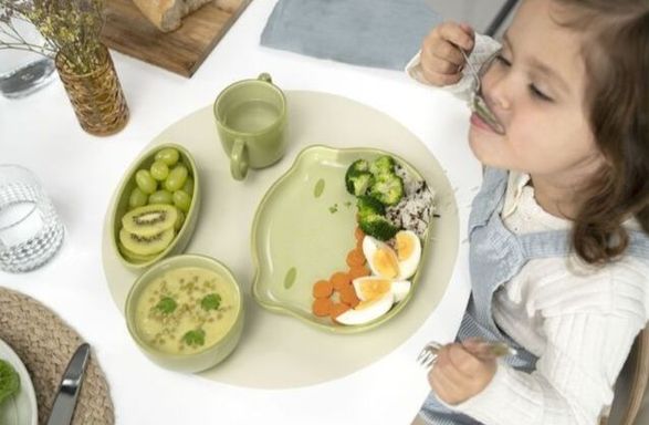 Zwilling Child's Tableware Set 4 Piece
