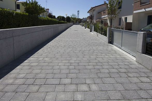 Favaro1 Borgo Antico Paving