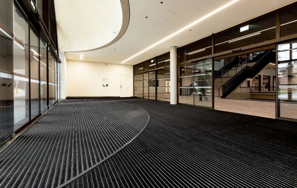 Emco diplomat premium with maximus insert Technical Mats