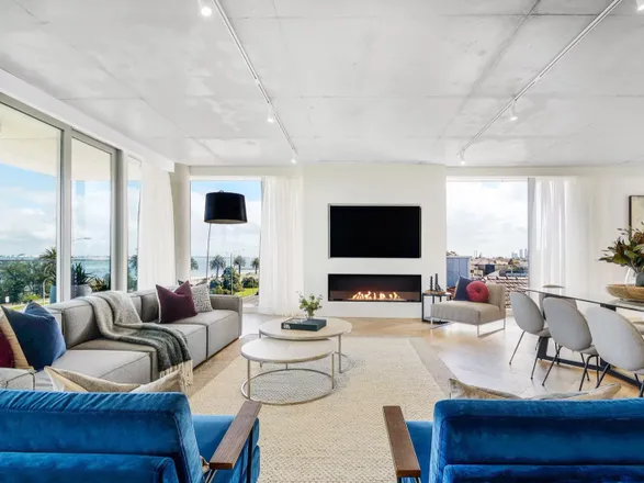 Ecosmart Fire Flex 18ss Fireplaces