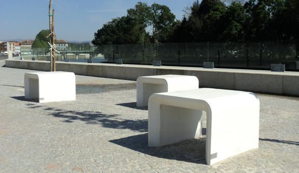 Amop Individual Bench