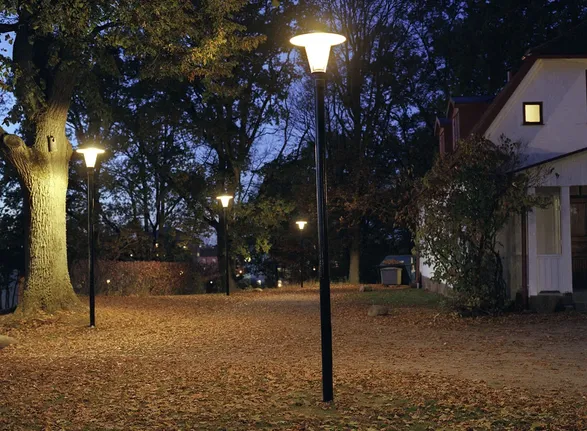 Zero Berzeli Floor Lamp