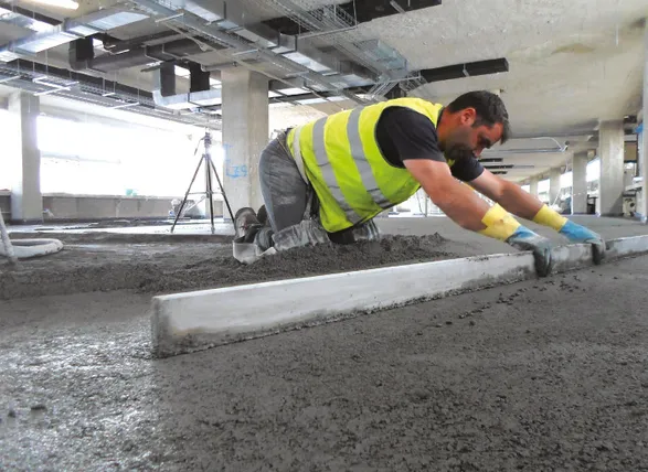 Laterlite Latermix Facile - Lightweight semi-dry screed