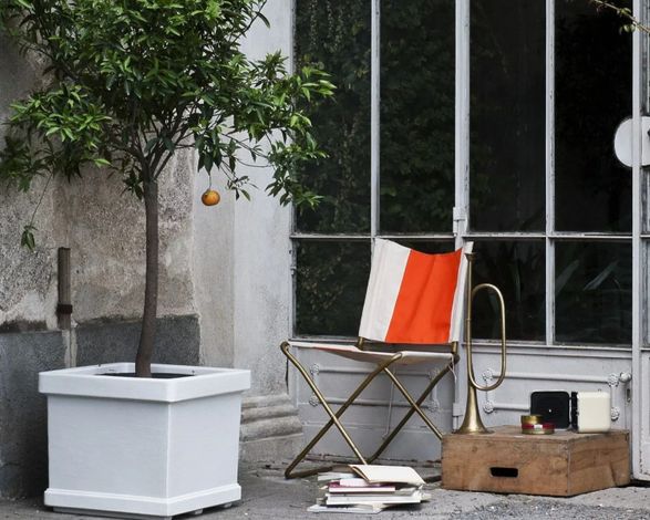 Serralunga Neoclassic Quadro Liscio Planter