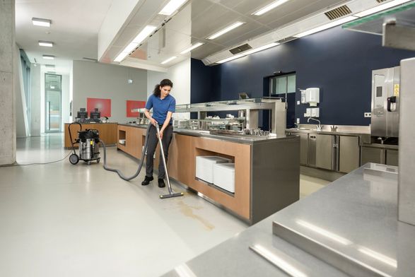 karcher Nt 70/3 Me Tc Wet & Dry Vacuum Cleaner