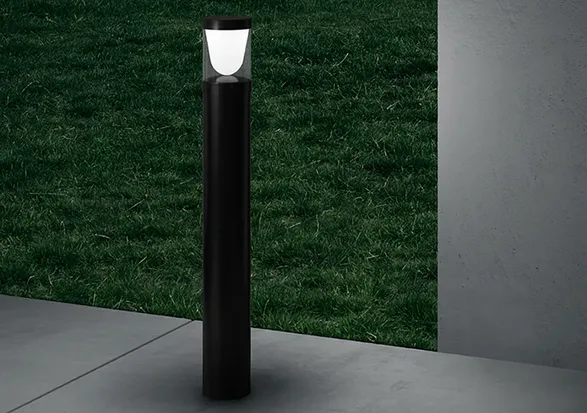 Zerolighting Convex Outdoor Bollard Lights