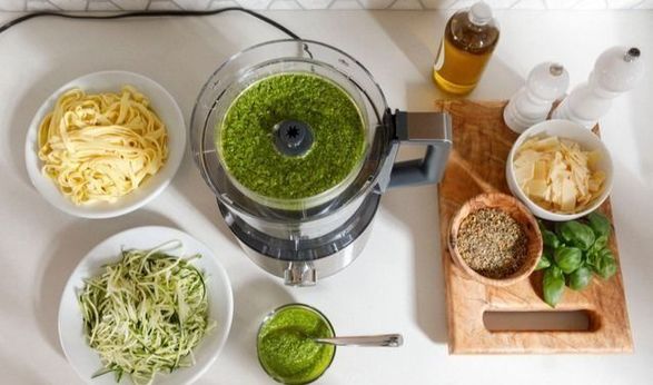 Ge Appliances Ge 12-cup Food Processor With Accessories