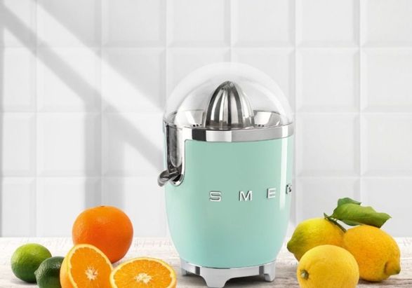 Smeg Citrus Juicer