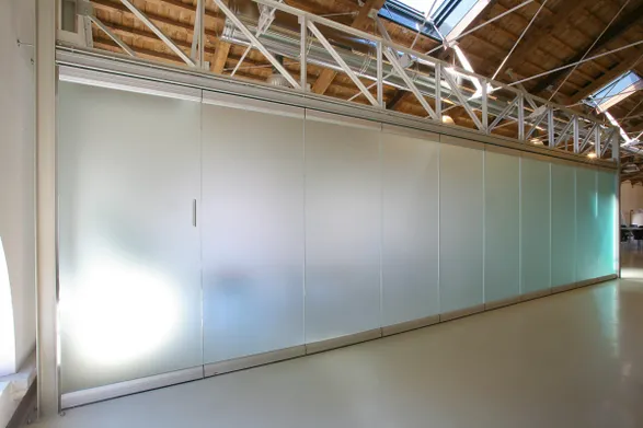 Anaunia PMC Movable Crystal Walls