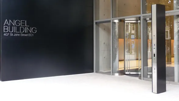 Boon Edam Crystal Tourniket Glass Revolving Door