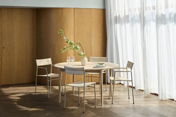Northern Expand Dining Table Circular