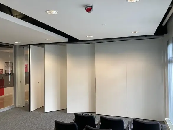 Apton Autonomous Movable Walls