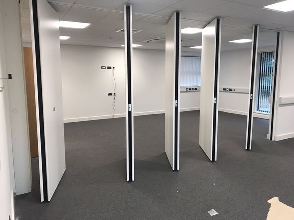Apton Autonomous Movable Walls