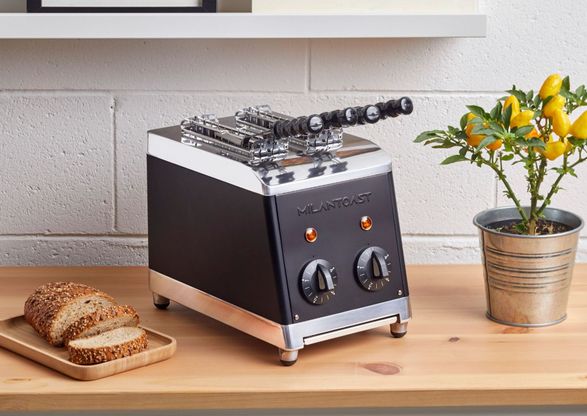 Milantoast Classic Sandwich Toaster Black