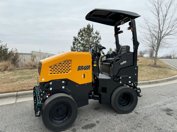 Leeboy Br48r Asphalt Roller