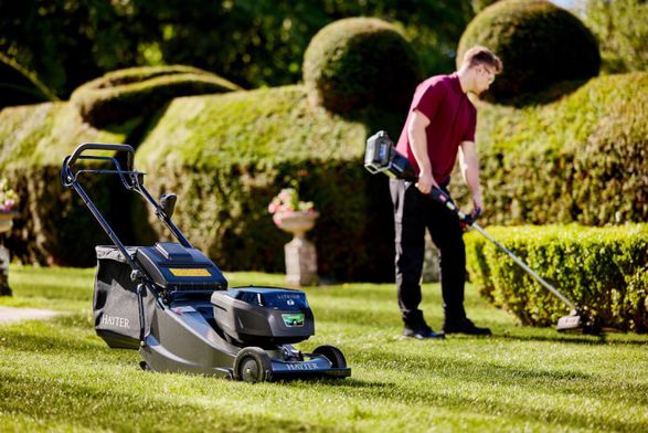 Hayter Harrier® 48 Pro 60v Battery Lawnmower