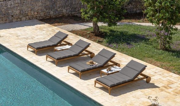 Talenti Cruise//Teak Sunbed