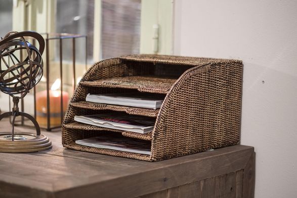 Flamant Togo, Magazine Rack, Reed