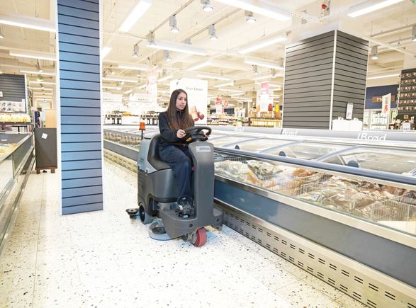 Nilfisk Scrubber Br 652 Stand-on/Ride-on Scrubber Dryers