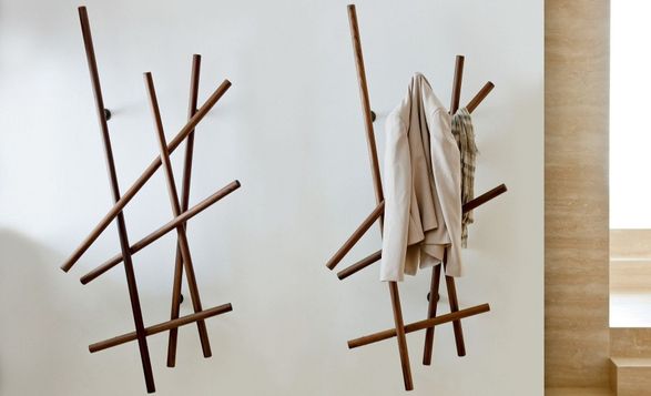 Porada Sketch Coat Hanger