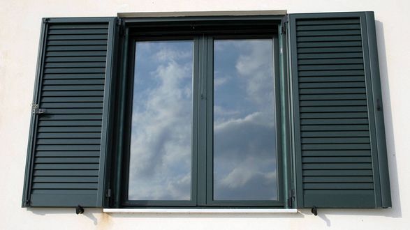 Alumil SMARTIA M9300 Shutters