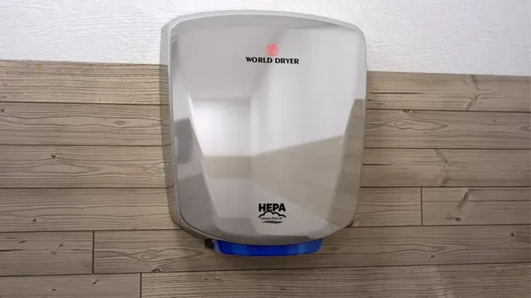 World Dryer Hepa-filtered Verdedri® Hand Dryer