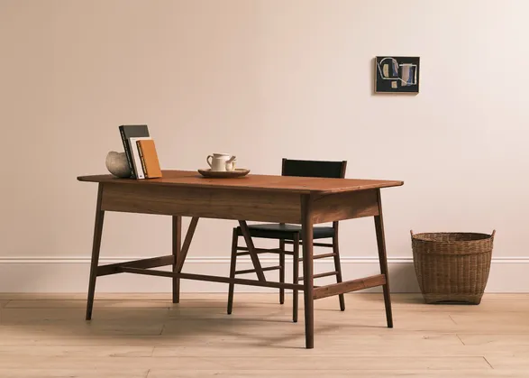 Pinch Menton Inlaid Leather Desk