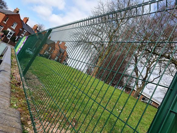 Zaun Axiom Fence System