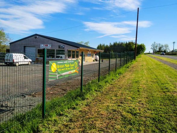 Zaun Axiom Fence System