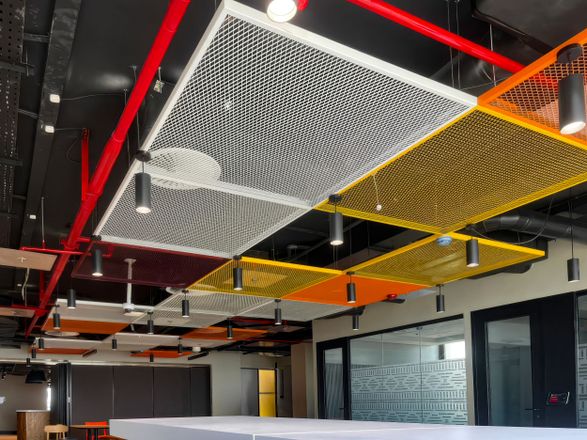 Deckon Mastercard Office Ceiling