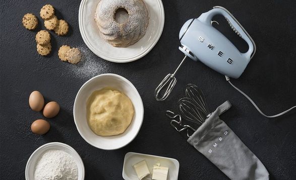 Smeg Hand Mixer Cream 50's Style Aesthetic