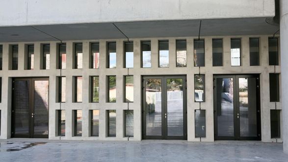 Alumil Entrance Doors Non Insulated System Smartia M15000
