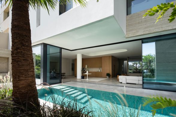 Faye House