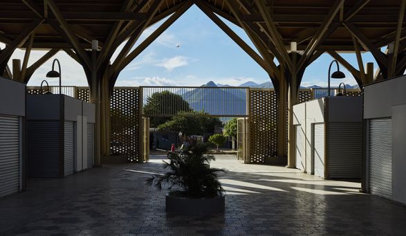 Plaza Luna Vallenata