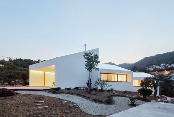 Mm House