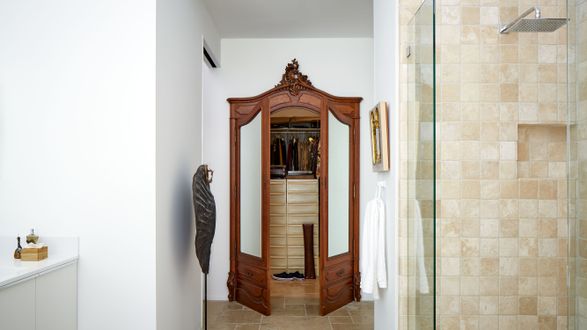 Laman Residence