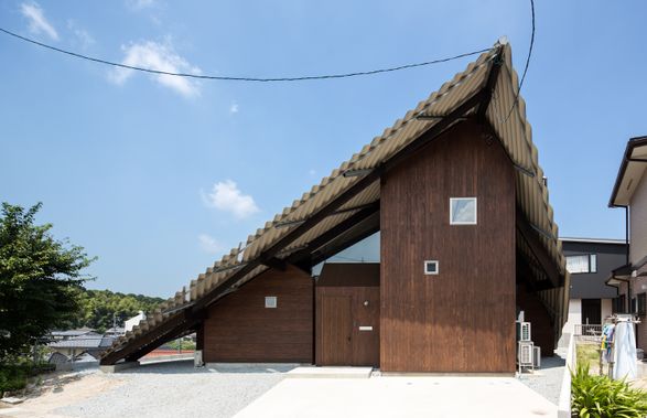 Rain Shelter House