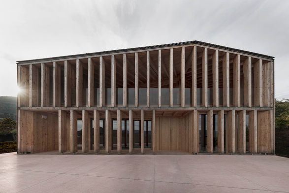 New Social House in Caltron