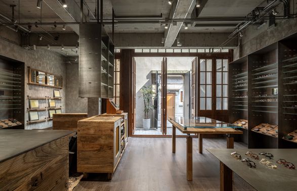 Hakusan Megane Shanghai