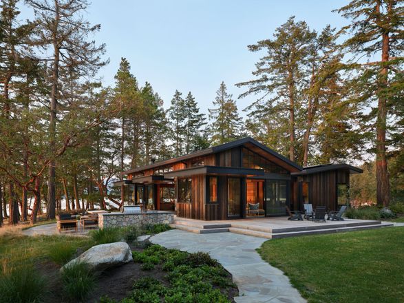 Crane Island Residence