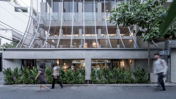 Ts VEIL Restaurant