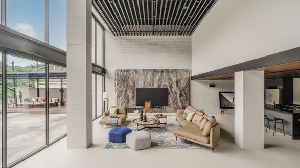 Rendezvous for Four Generations Residence