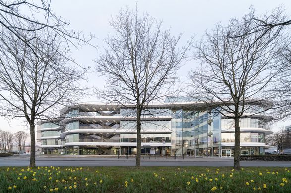Mobilis Automotive Building
